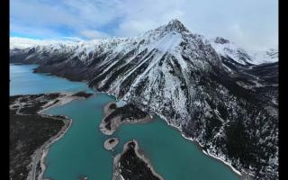 極致獨(dú)特的絕美冰川，絕世秘境薩普神山。