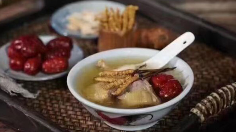 新鮮蟲(chóng)草的正確吃法